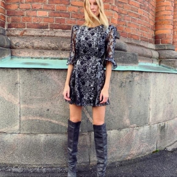 NWT H&M x The Vampire’s Wife Lace Mini Dress - Picture 4 of 8